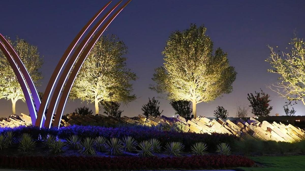 The entry to Arlington’s Virdian neighborhood.
