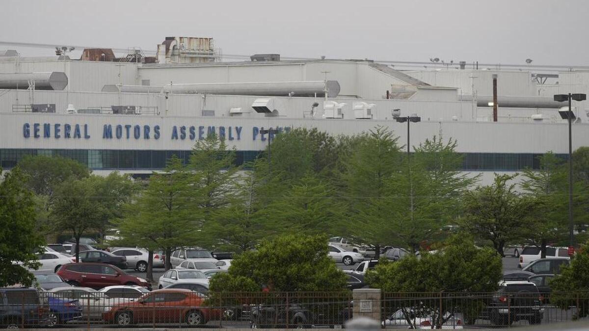 General Motors plans to open a 1.2-million-square-foot industrial building expansion at the site of the former Six Flags Mall, across Texas 360, to house a number of automotive suppliers to GM.