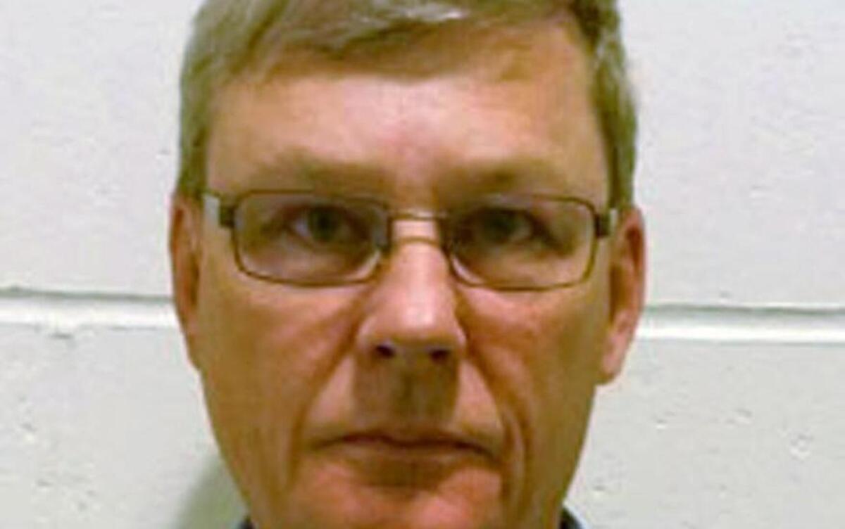 
Ray Howland, an American Airlines operations manager from Arlington, was arrested on Friday near Pittsburgh.
