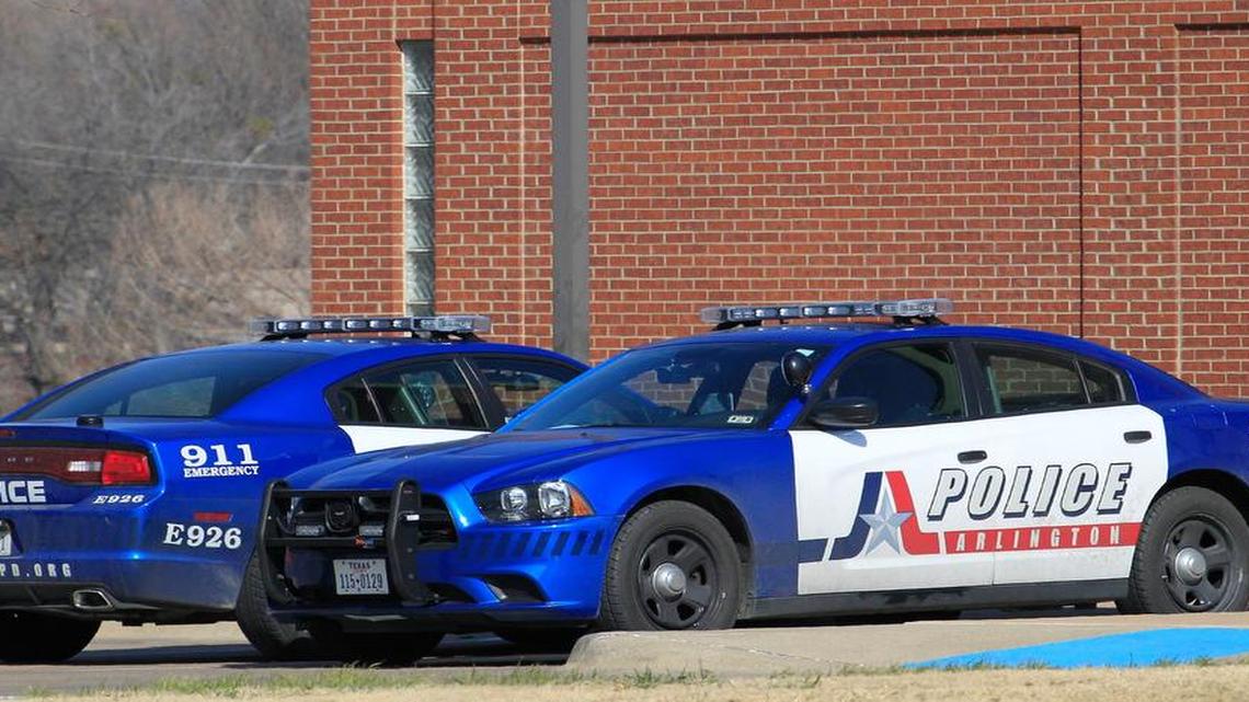 Arlington police are asking for the public’s help finding a suspect in a fatal shooting.