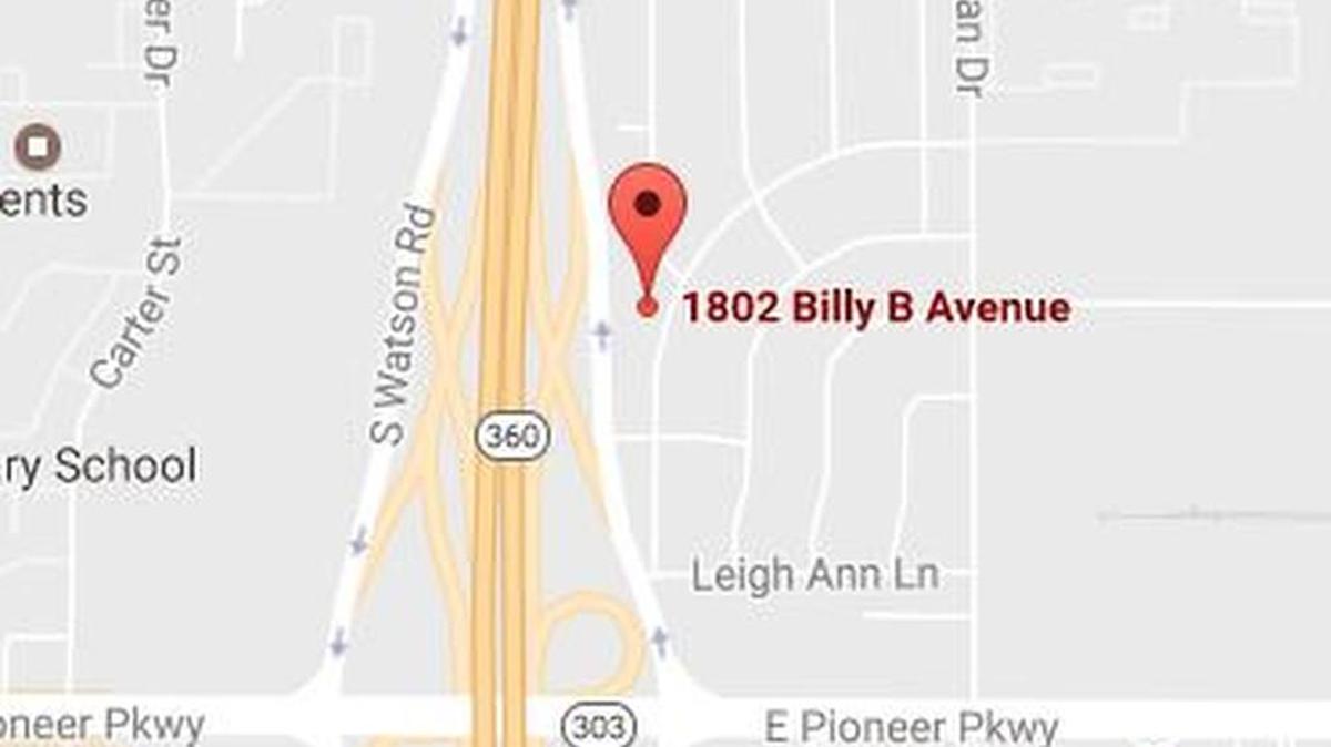 An Arlington teen died after crashing his motorcycle.