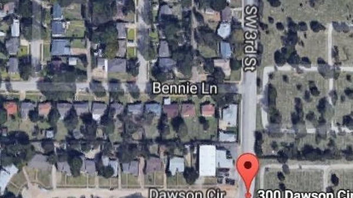 Four people wounded in Grand Prairie during an exchange of gunfire Thursday