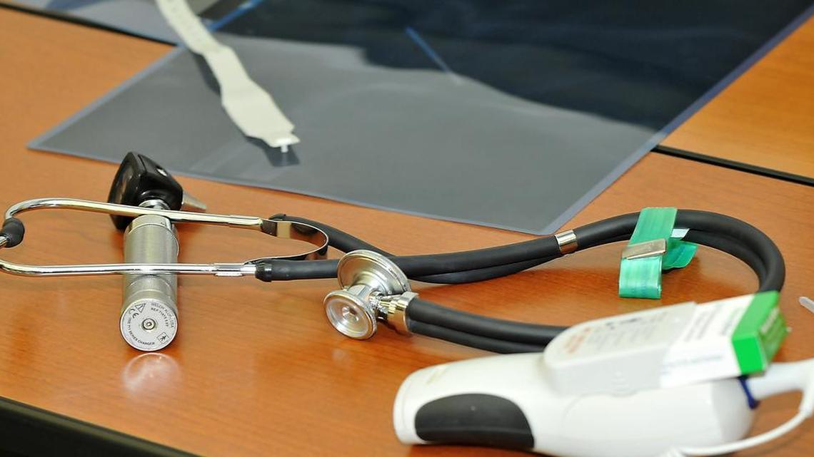 Women’s health center that serves people without insurance opens in Arlington