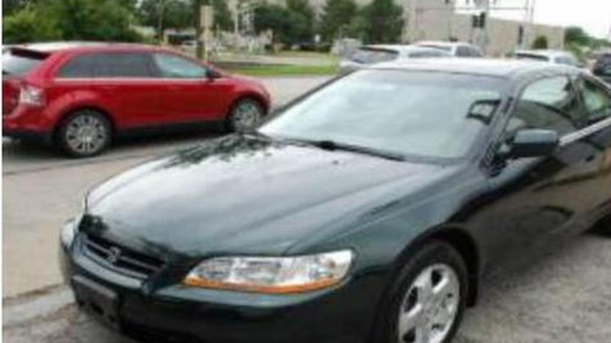 Police are looking for the driver of a green 2000 Honda Accord involved in a hit-and-run collision that sent a 5-year-old girl to the hospital.