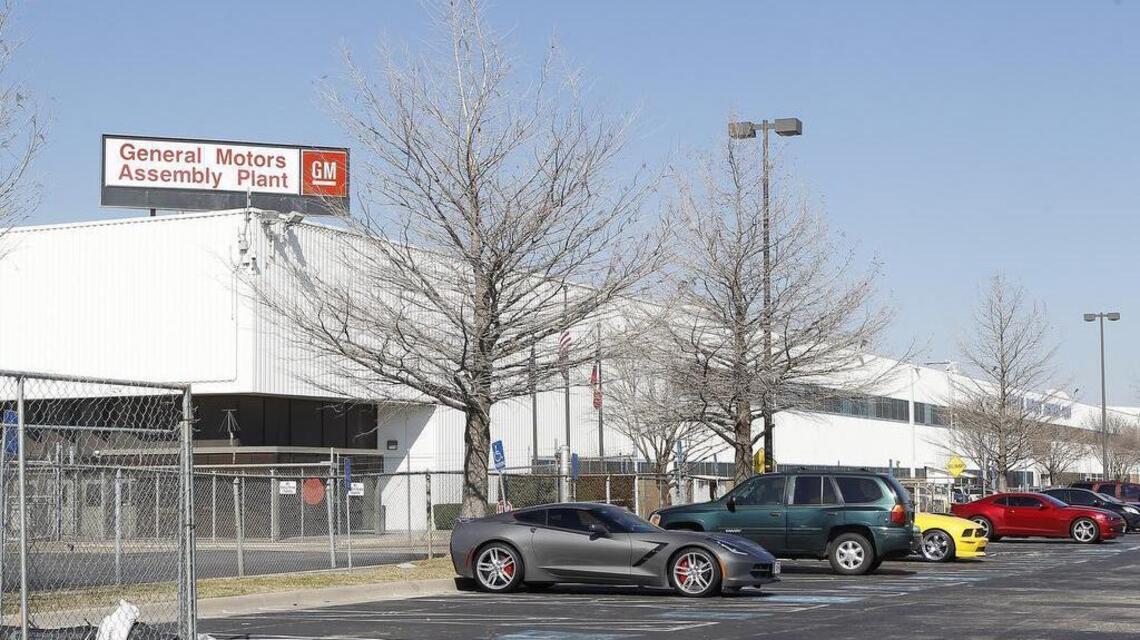 General Motors employee shoots coworker outside Arlington assembly plant: police