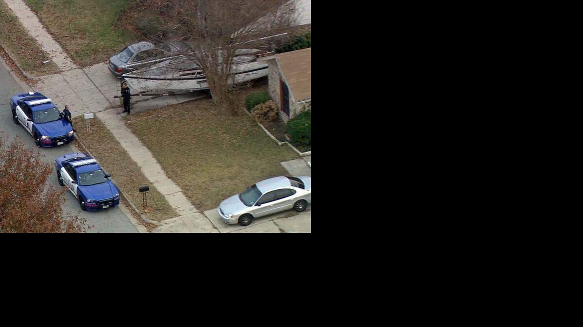 
Two bodies were found inside an Arlington home Wednesday afternoon and one person is in custody.
