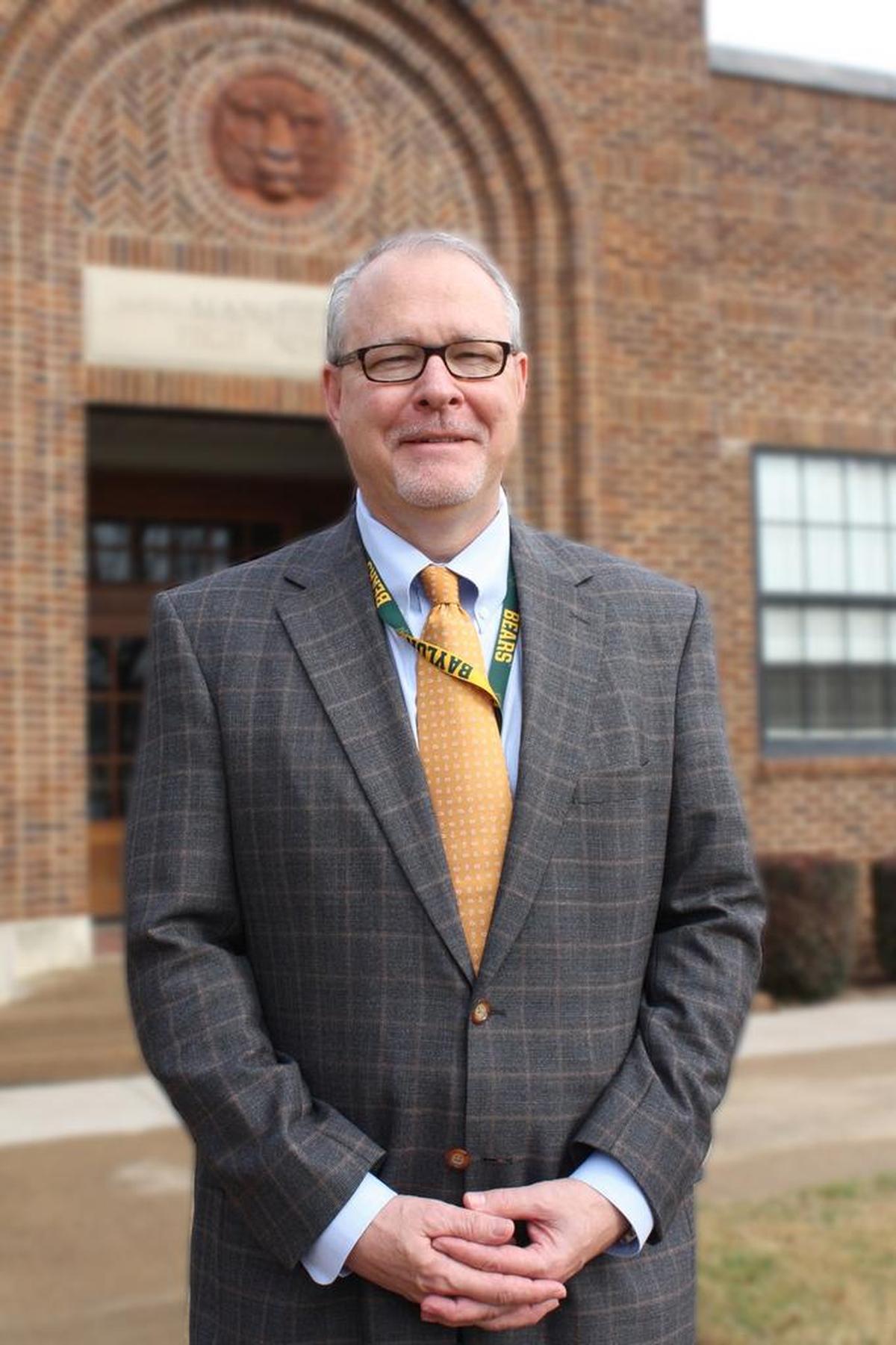Jim Vaszauskas, superintendent of Mansfield schools, announced his retirement. His last day will be Feb. 5, 2020.