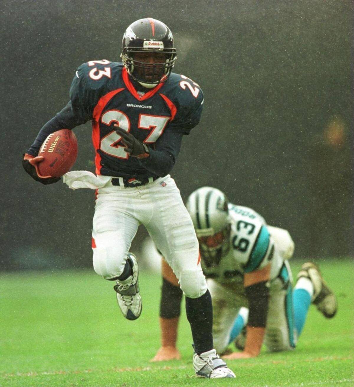 Darrien Gordon had a 10-year pro football career