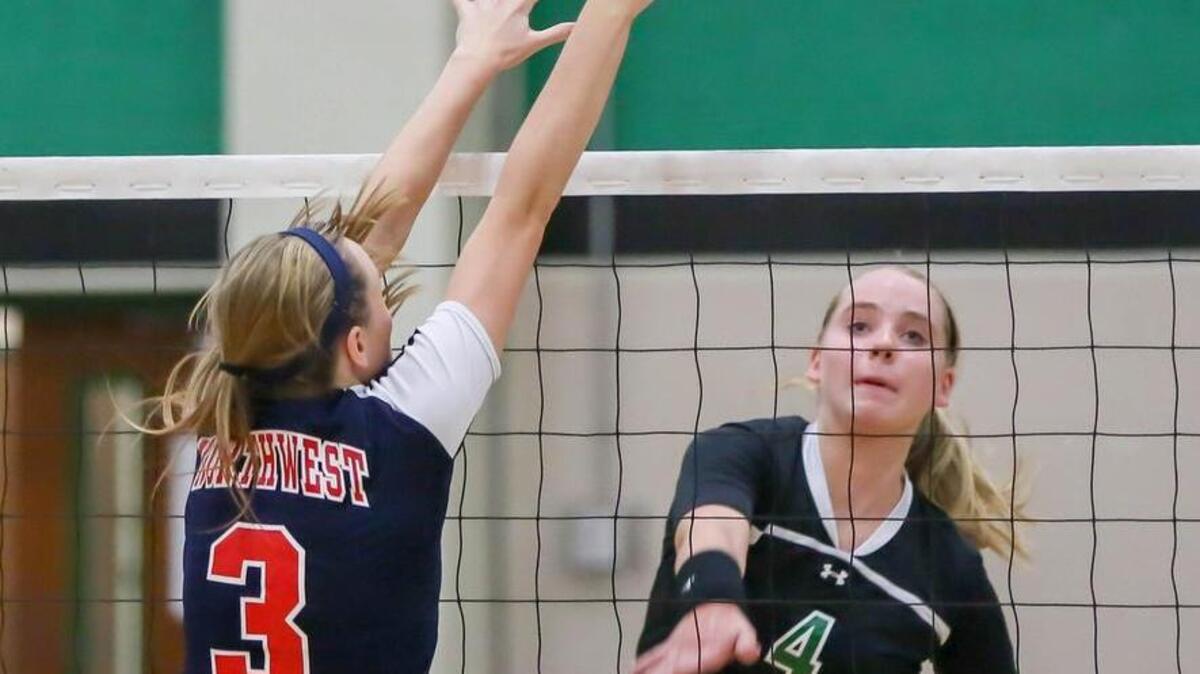 
Carroll's Megan Porter (4), shown in the 2013 season, and her fellow seniors are trying to duplicate the success of that season.
