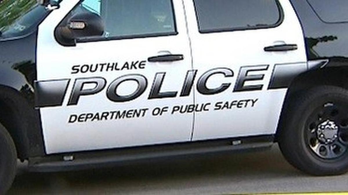 A Southlake police officer beat his live-in girlfriend in early November at their house in Kennedale and was arrested last week, law enforcement authorities allege.
