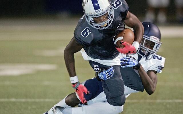 L.D. Bell football team can't wait for season to start | Fort Worth ...