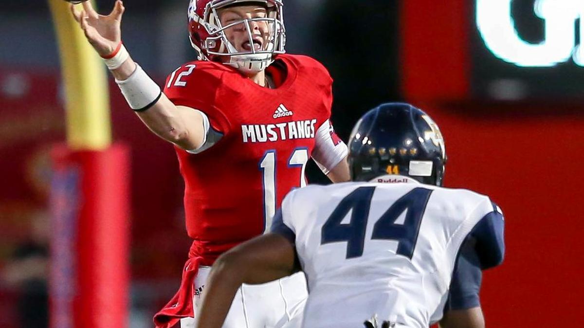 
Grapevine QB Alan Bowman (12) came out for the second half of last week’s blowout win over Poly, along with the rest of the first team.
