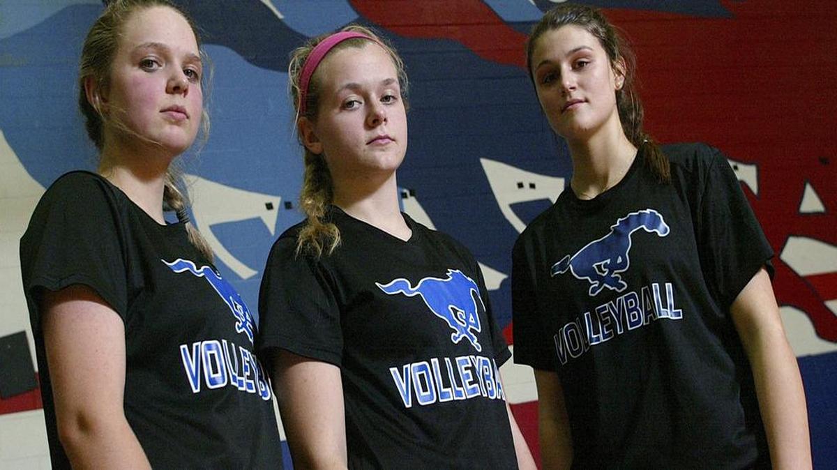 Taylor Kress, Payton Gidney, Jordan McCalla and the rest of the Grapevine volleyball team advanced to the regional finals this school year.