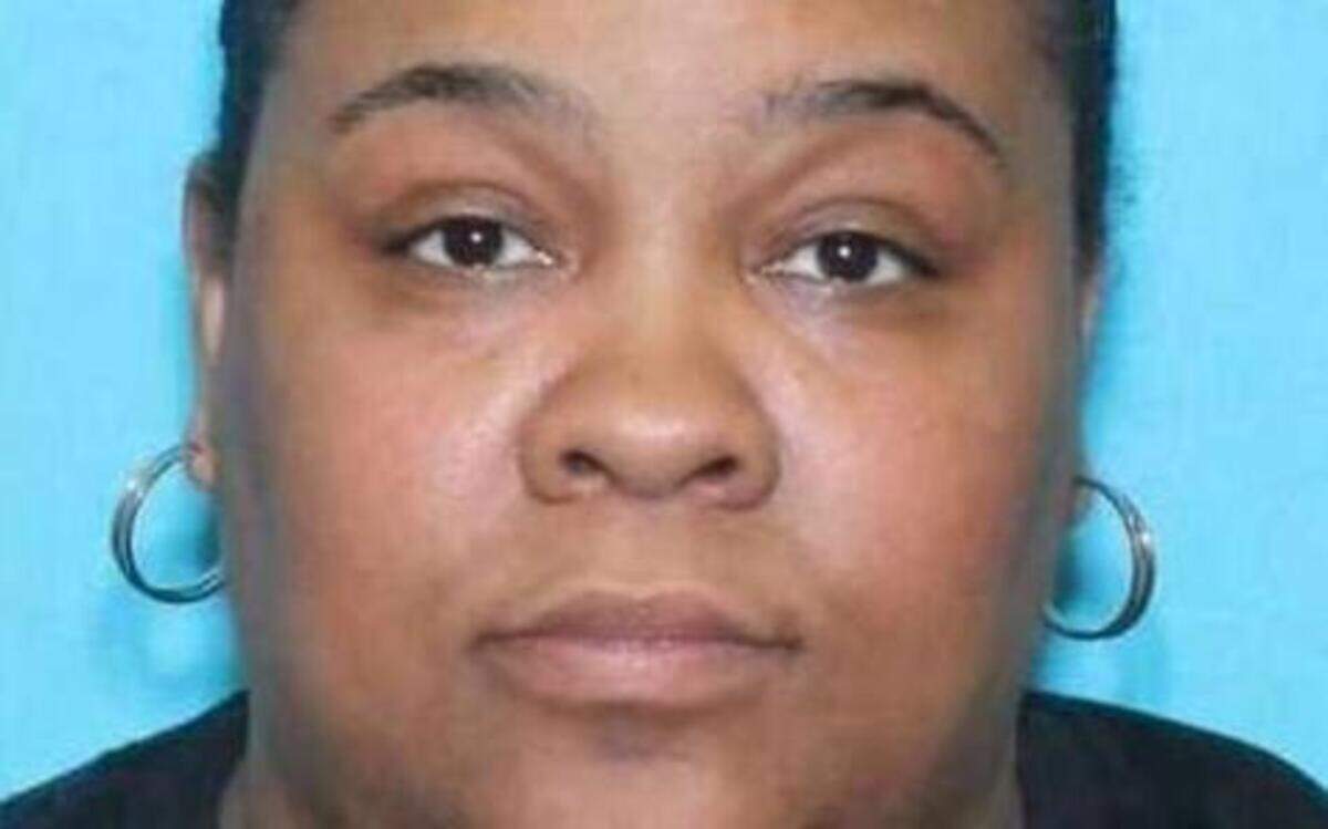 
Chaka Castro, 40, is the leader of a group known as the Castro Enterprise, which is accused of violent home invasions at seven North Texas, federal prosecutors say.
