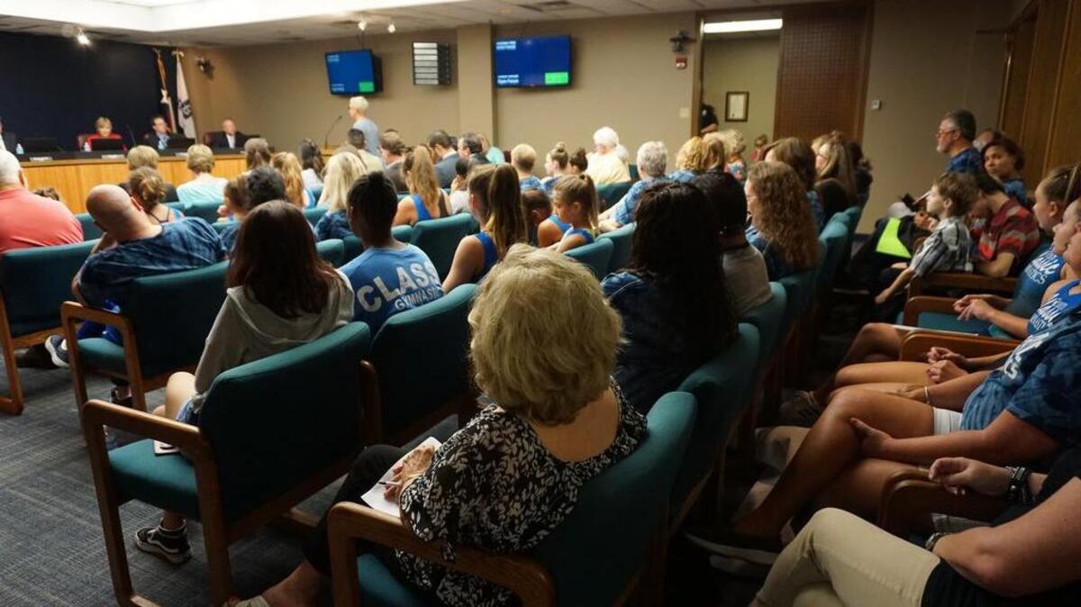 An overflow crowd attended Tuesday night’s Bedford City Council meeting to weigh in on a planned brewpub that will share a parking lot with a gymnastics center.