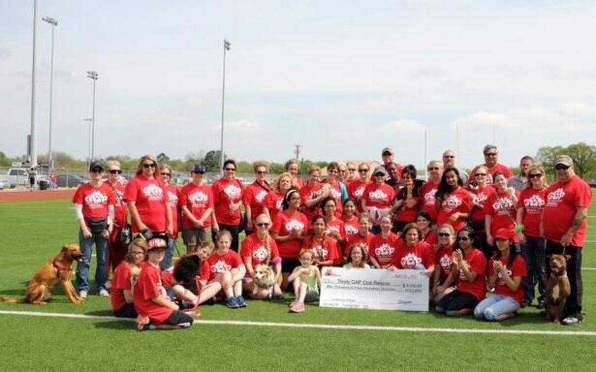 
The GAP Club from Euless Trinity High School after last year’s walk-a-thon.
