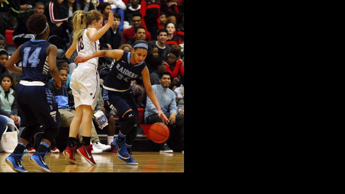
Lexi Gordon wears the same No. 34 that her father wore while playing for TCU.
