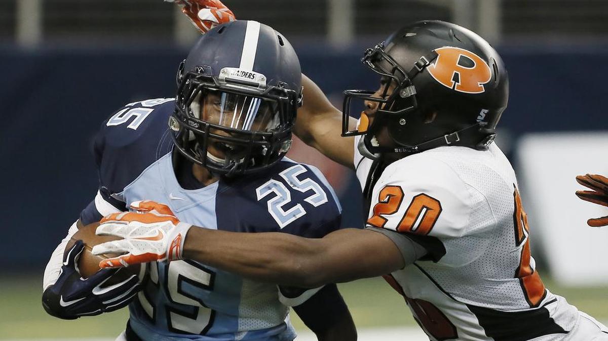 
Bell wide receiver Ricky Walton (25) should be a top passing target this season.
