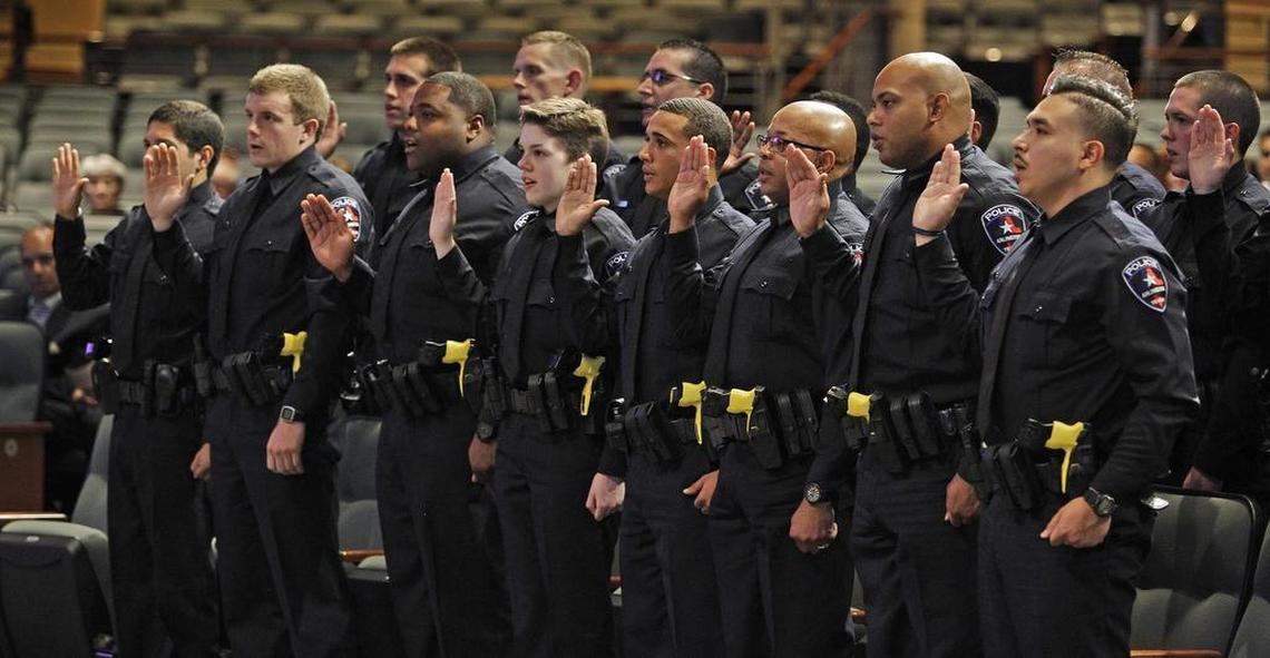 Arlington police officers, this is the 2016 class of officers being welcomed to the force, start out at $59,264.