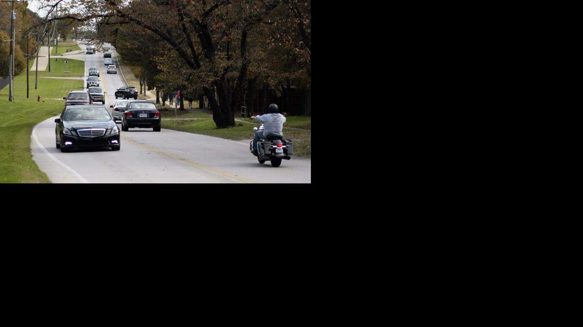 
Traffic travels along Glade Road between Martin Parkway and Pool Road in Colleyville.
