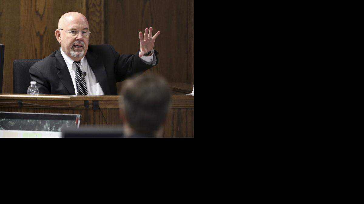 
Clinical-forensic psychologist Randall Price testified Friday that Eddie Ray Routh was intoxicated -- not schizophrenic -- when he killed Chris Kyle and Chad Littlefield.
