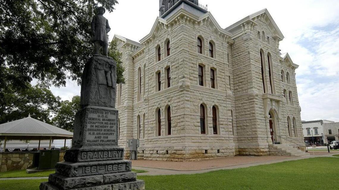 Hood County gives conditional OK to data center but will consider moratorium