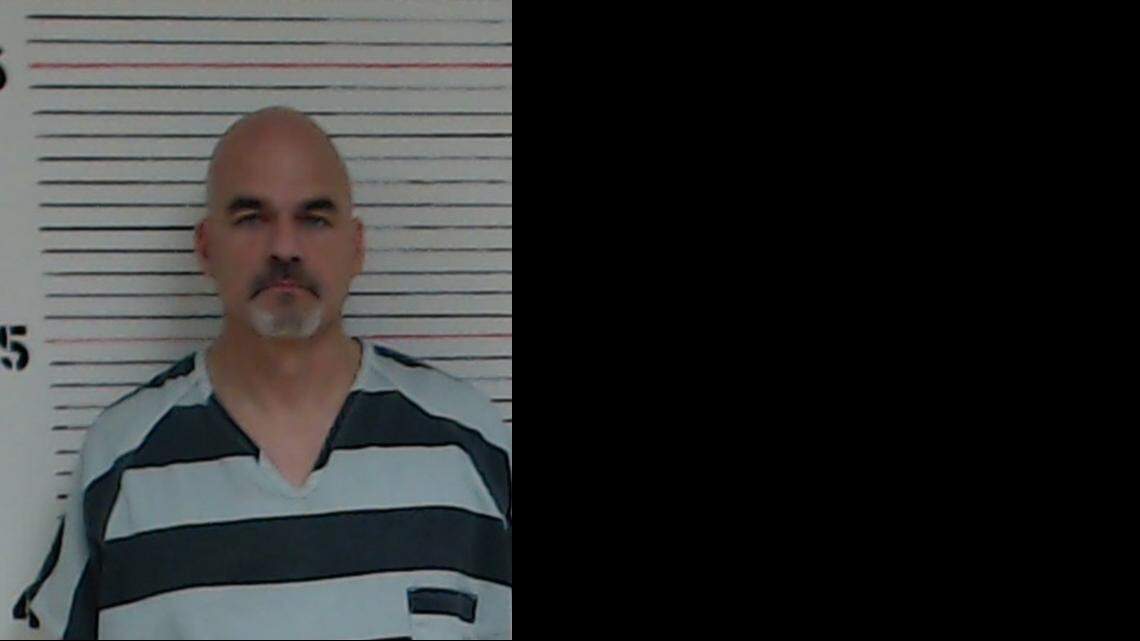 Suspended Grapevine officer arrested, faces felony charge