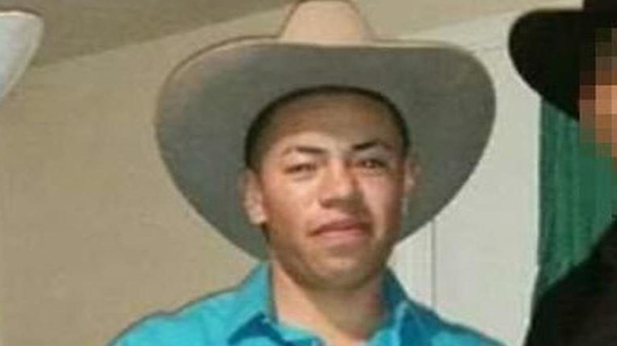 Octavio Lopez-Lara is believed to have fled to Mexico after Osvaldo Mendoza was mudered, and is a suspect in his slaying.