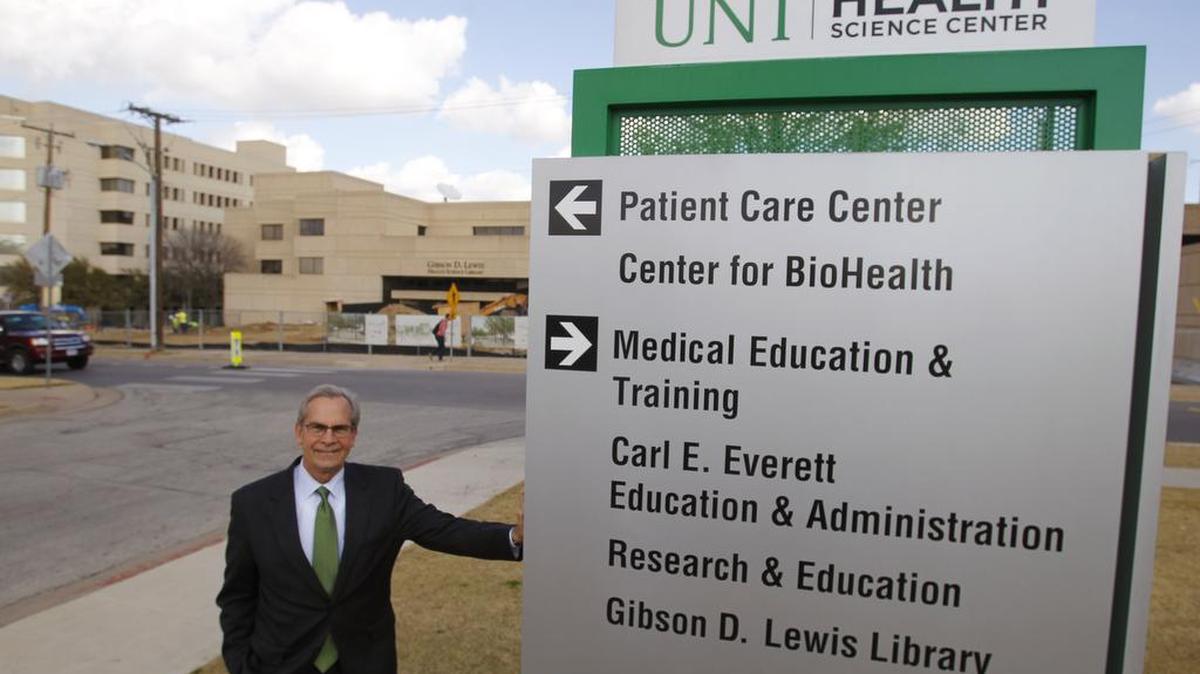 File: University of North Texas Chancellor Lee Jackson at the UNT Health Science Center, Wednesday, February 6, 2013. (Star-Telegram/Rodger Mallison)
