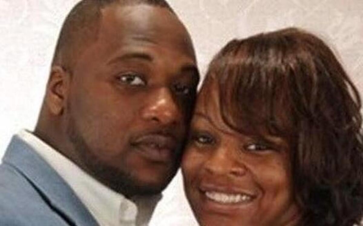 Taifiq “Tai” Forney, 36, of Forest Hill with his wife, Natasha. He died on Sept. 20 after he was found wounded in a car on a Fort Worth street.