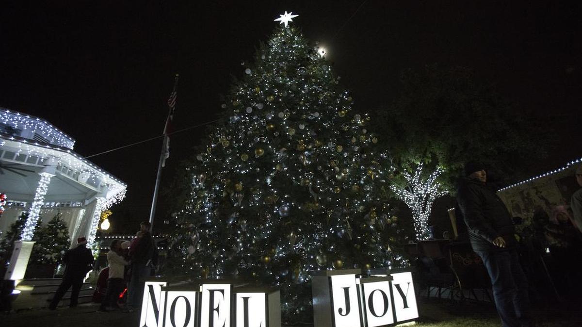 Fort Worth police have warned internet users to beware of social media scams around the holidays.