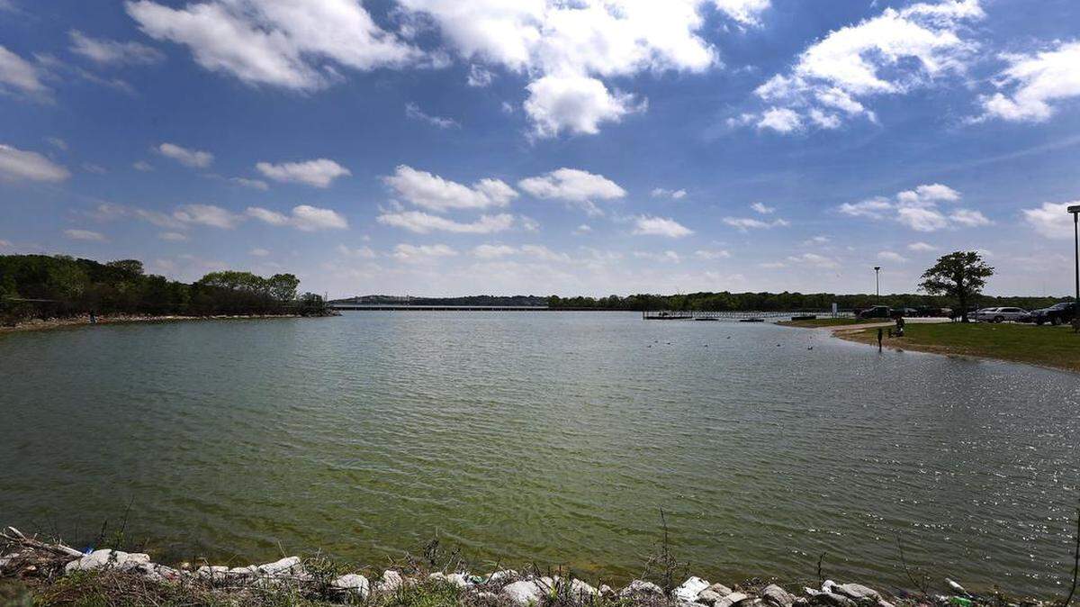 A loud noise was reported near Lake Arlington early Friday, Feb. 19, 2021.