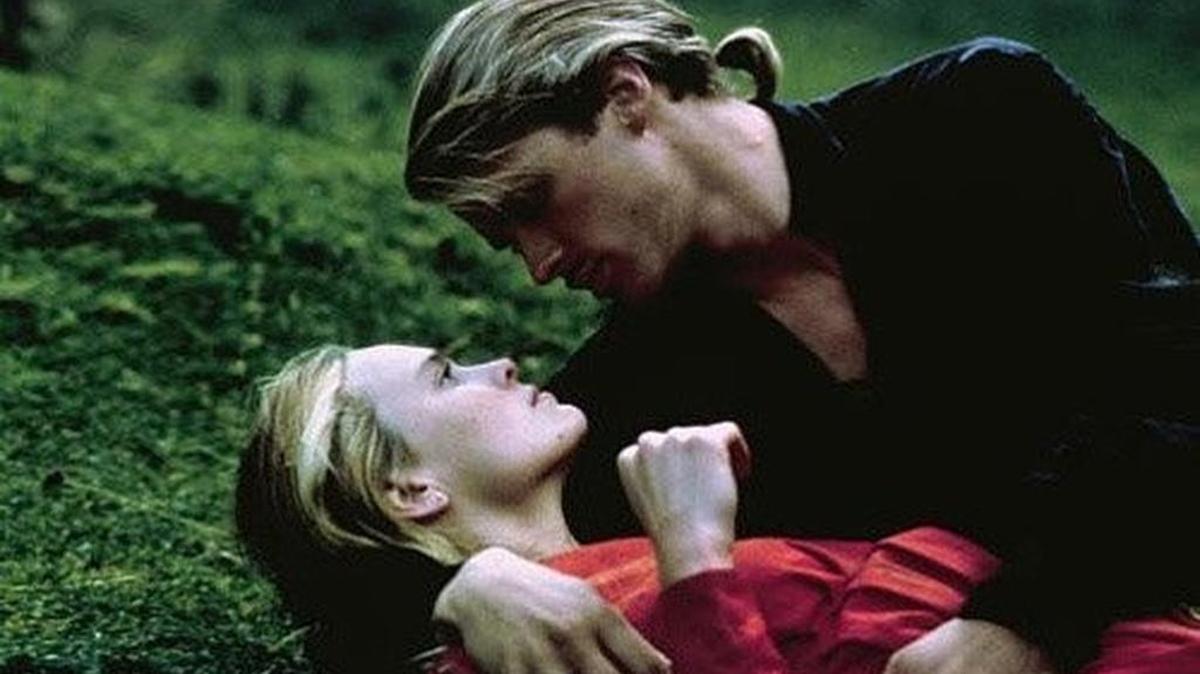 Robin Wright-Penn and Cary Elwes in The Princess Bride.