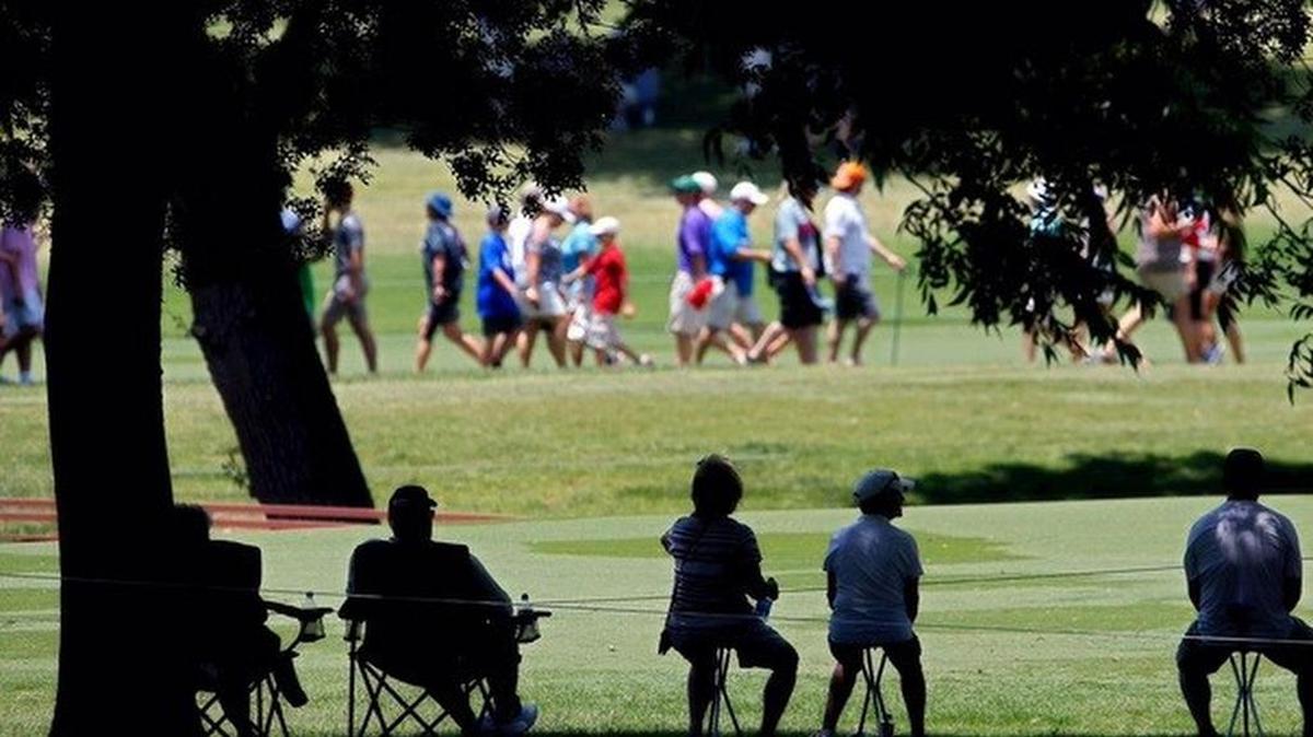 Cooler temperatures are expected Sunday for the final round of the Dean & Deluca Invitational in Fort Worth.