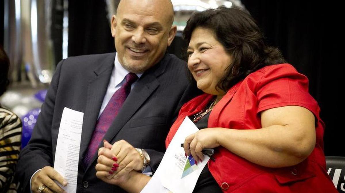 Fort Worth schools Superintendent Kent Paredes Scribner with then-interim Superintendent Patricia Linares at district convocation to kick off the school year in August.