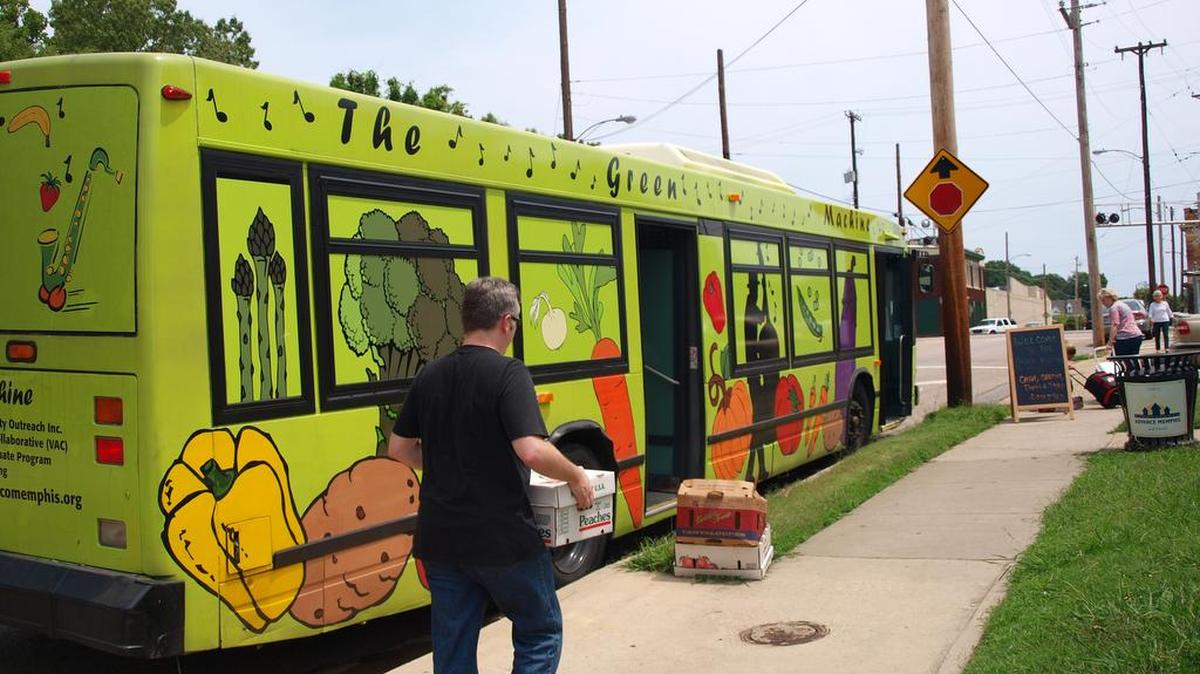 Mobile produce trucks like this one in Memphis, Tenn., could soon be seen in Fort Worth.