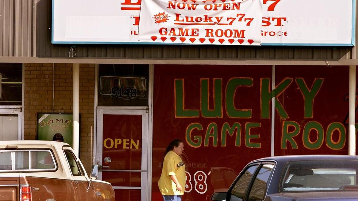 A gameroom on East Belknap Street.