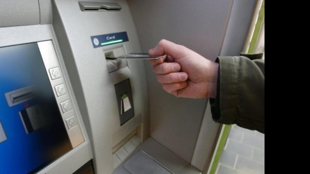 
Police looking into whether the suspects may be connected to other ATM thefts in the Dallas area.
