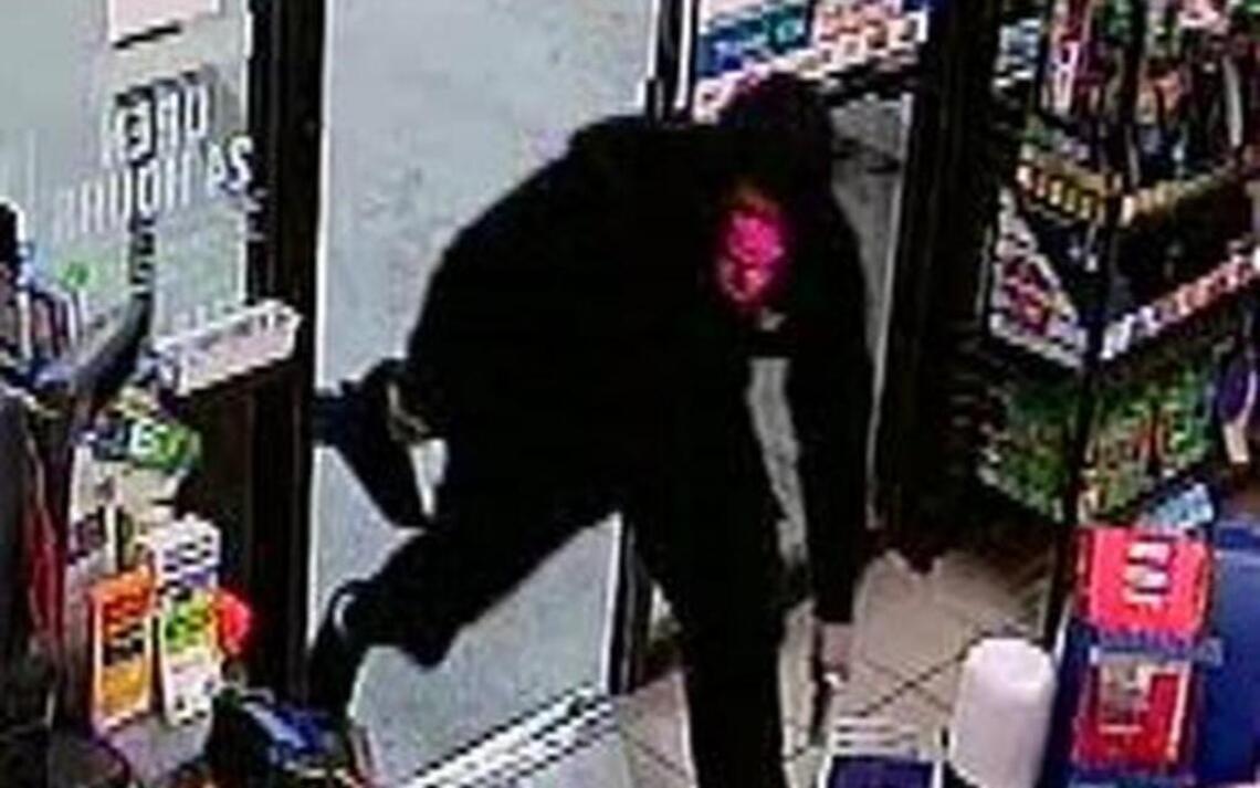 Fort Worth police seek suspect in Valero station robbery | Fort Worth ...