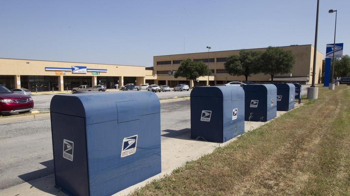 A couple who pleaded guilty to defrauding the US Postal Service gets federal prison time.