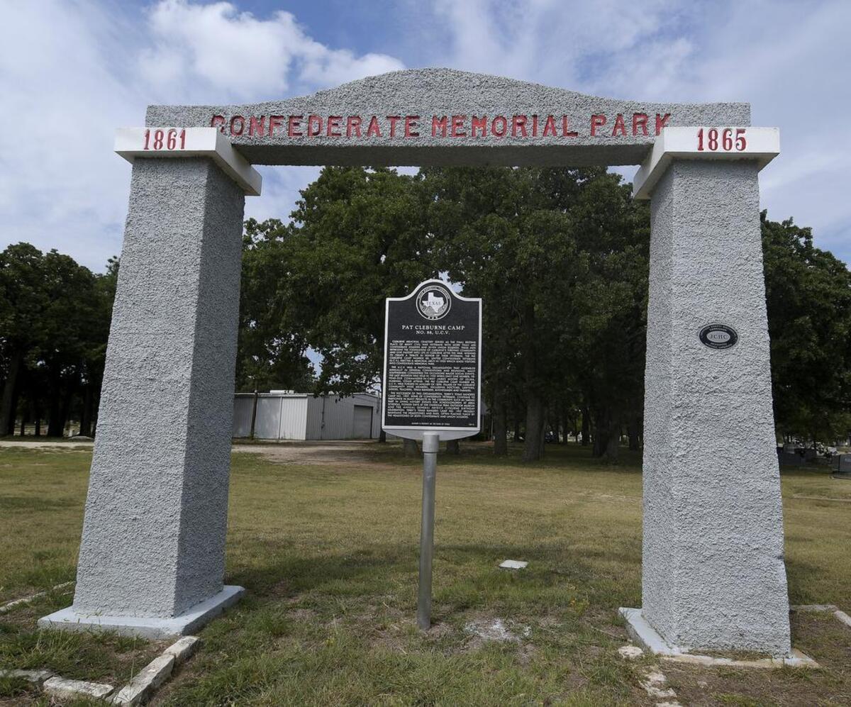 Cleburne Memorial Cemetery is the final resting place for more than 400 Confederate soldiers and seven Union soldiers at the Confederate Memorial Park in Cleburne.