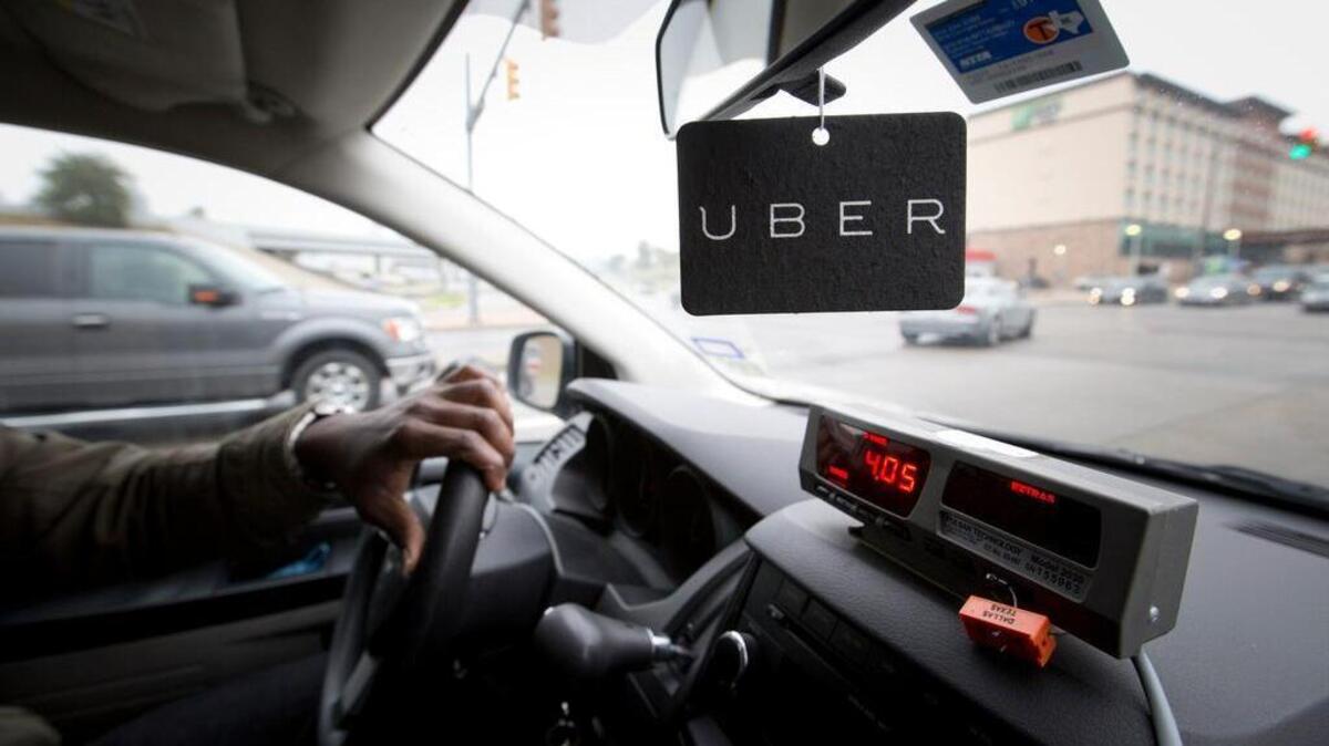Fort Worth City Council mulling idea not to regulate app-based transportation companies like Uber and Lyft.