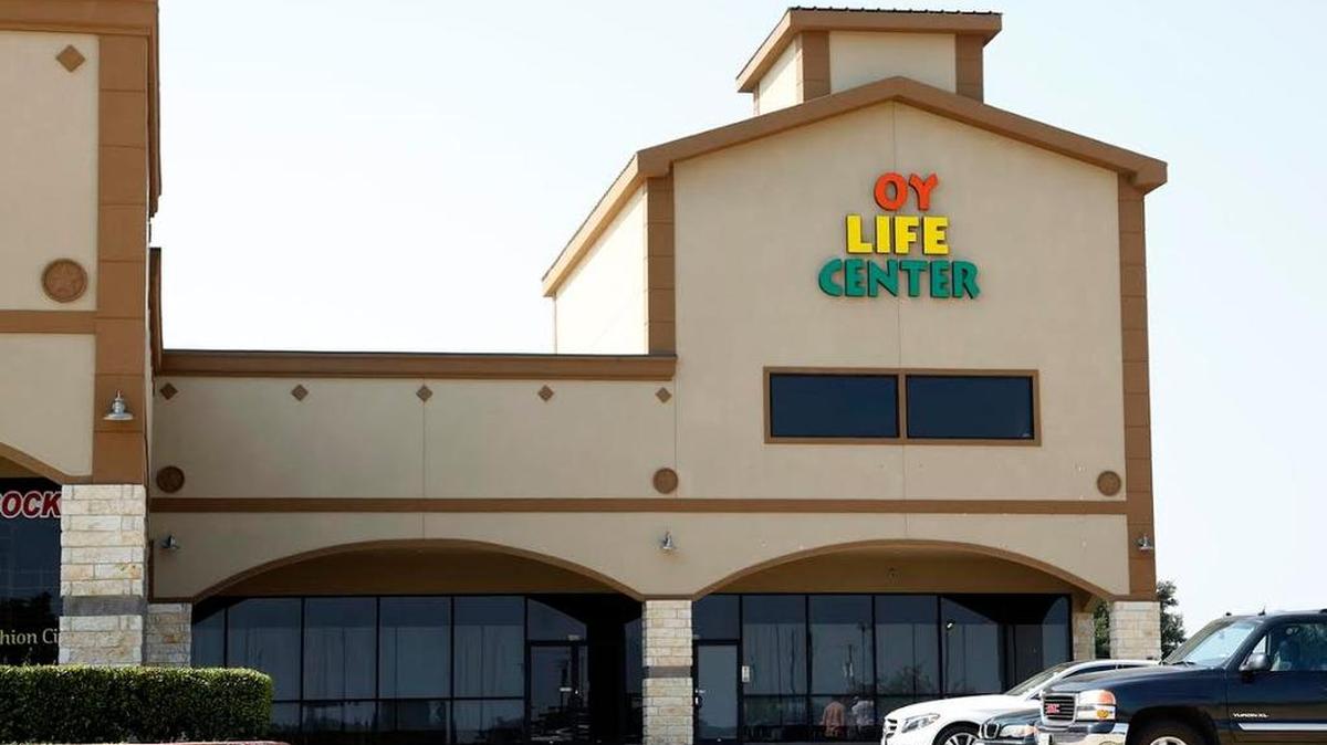 
Five men and a woman were wounded in a shooting early Sunday outside of Joy Life Center on Sycamore School Road in Fort Worth, police said. No suspects have been arrested.
