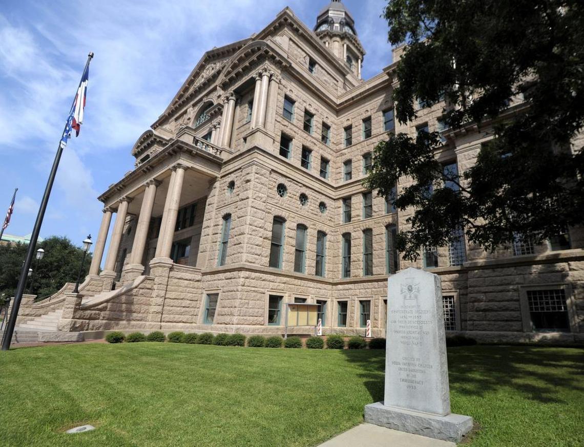 Confederate Soldiers monument at the Tarrant County Courthouse in Fort Worth.