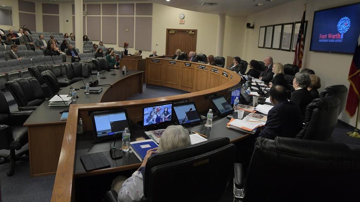 A special committee is tasked with drafting a third ethics policy for Fort Worth school board trustees.