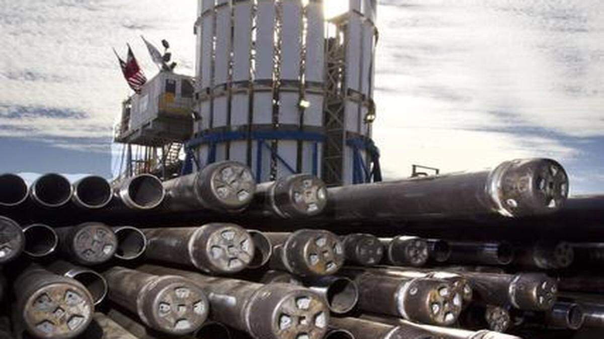 
A gas well site in Woodhaven in east Fort Worth in January 2012. The city may have less money from oil and gas well revenue than is on the books. 



