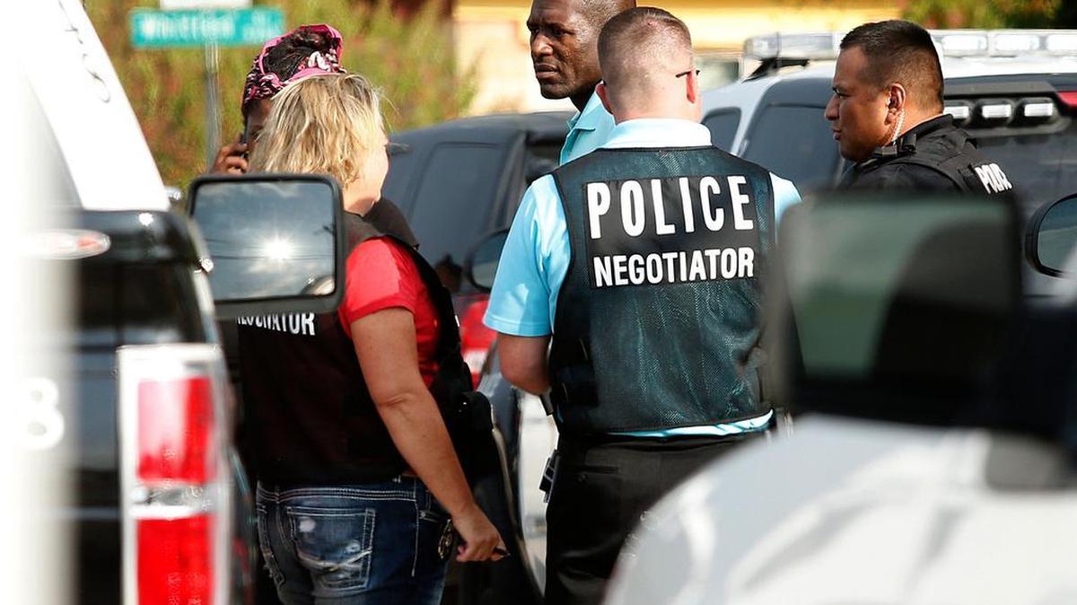
Fort Worth police waited for hours in the 5300 block of Whitten Street Monday.
