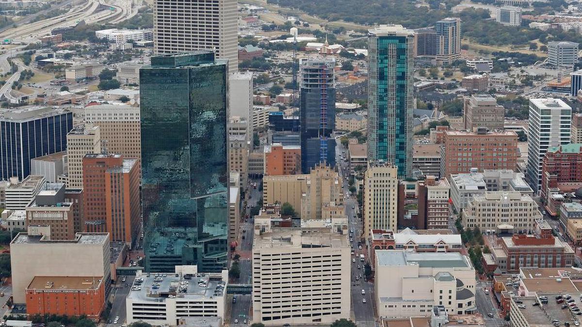 The Fort Worth Chamber of Commerce’s strategic plan calls for attracting more companies to the city, but also addresses such issues as poverty, transit and education.