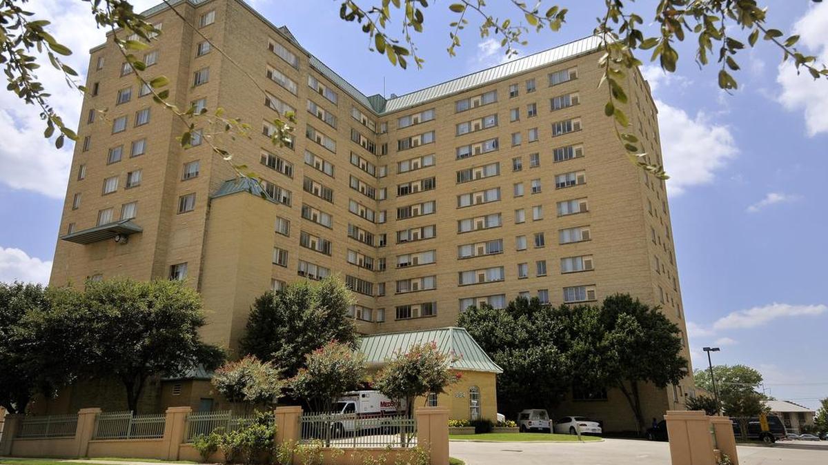 Owners of Westchester Plaza assisted living facility on Summit Avenue agree to pay $40,000 to Texas Attorney General’s office to settle lawsuit.