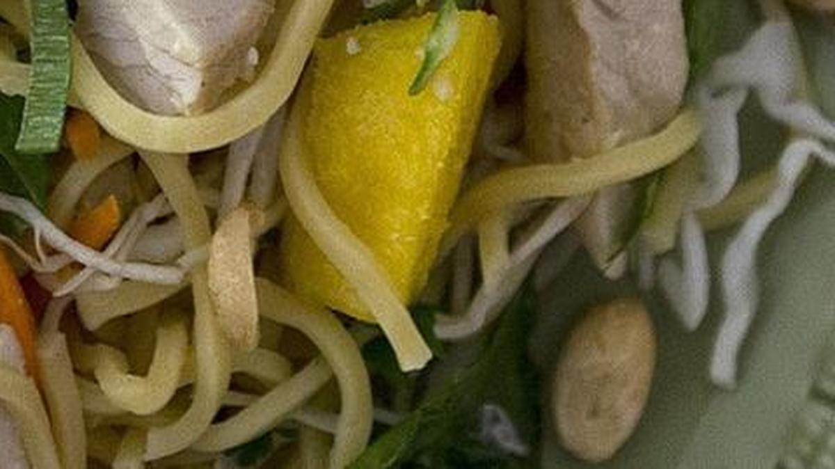A mango and turkey salad has been recalled.